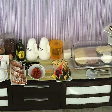Olive Garden & Petite Maison 2* Посада