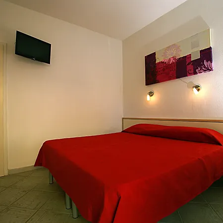 Olive Garden & Petite Maison Bed & Breakfast