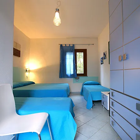 Olive Garden & Petite Maison 2* Posada (Sardinia)