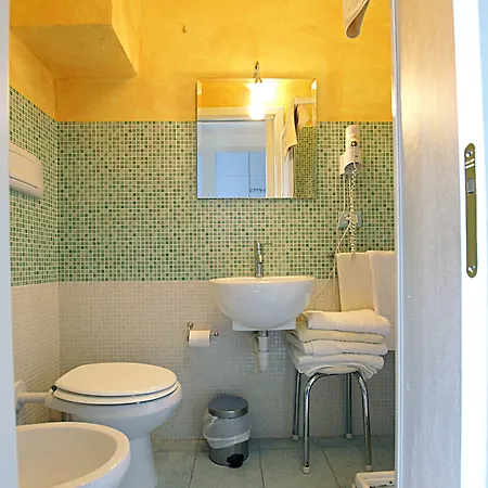 Olive Garden & Petite Maison Bed & Breakfast Posada (Sardinia)