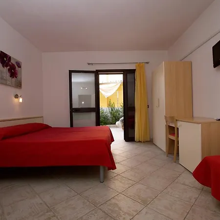 Olive Garden & Petite Maison Posada (Sardinia)